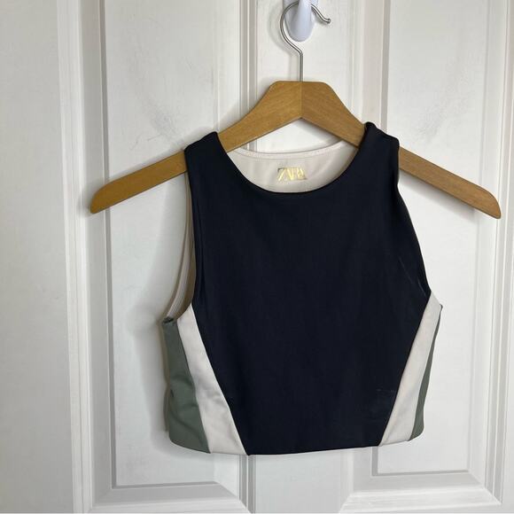 Zara Girls Workout Sports Bra Colorblock Cut Out Back Tank Size 11-12 - Picture 3 of 4